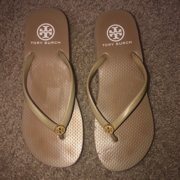 Tory Burch Tan flip flops used 6